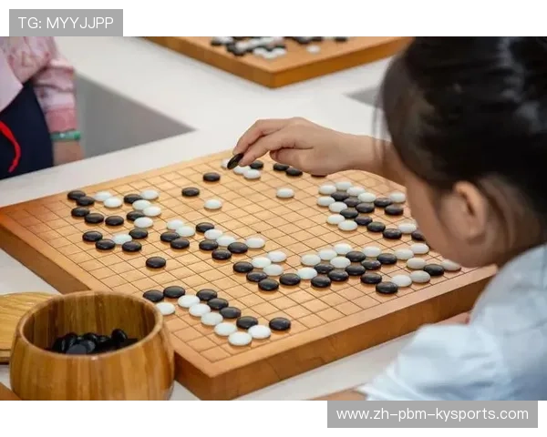 龙华队强势包揽三项团体冠军首届龙华杯全国青少年围棋公开赛收官